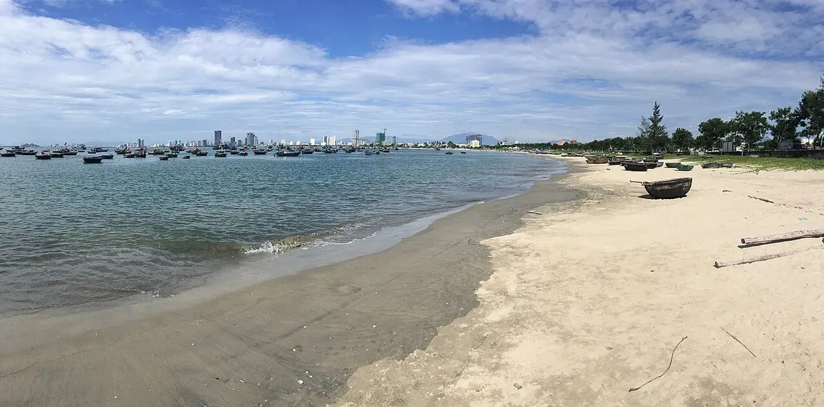 City context: My Khe Beach